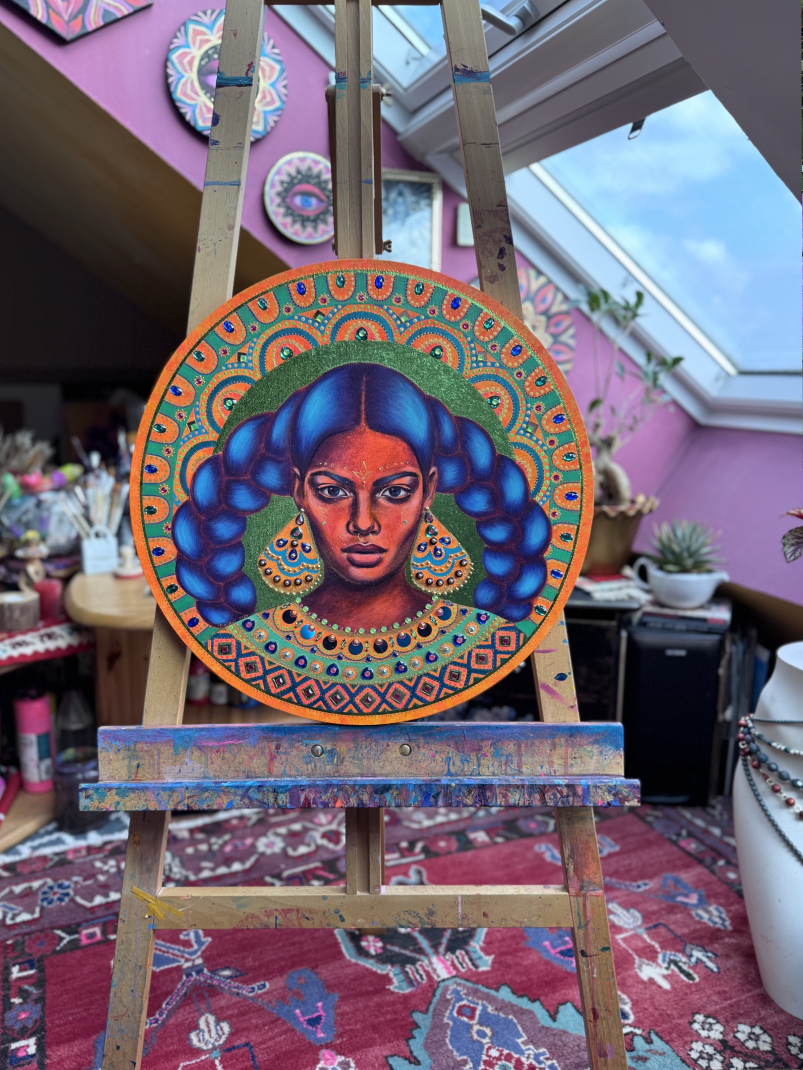 <h3>Tribal Vibes IV 🔴</h3><br/> <h4>Mixed Media on Canvas <br/> ⌀ 50 cm <br/> 2024</h4> 